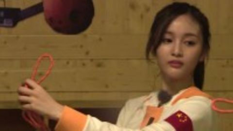 [新闻]181124 小选变身打结小能手 王宝强：宣仪你咋那么优秀