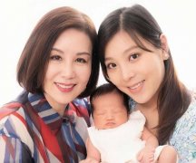文雪儿频繁抱孙，小女儿袁萃结婚三年连生三