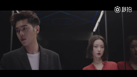 [新闻]170620 VogueFilm《一刻邂逅》完整版发布 张演员一秒演技点燃