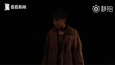 [新闻]171214 张若昀话剧《三姊妹·等待戈多》今晚首演 内含剧透慎入！