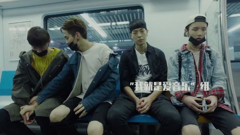 [分享]180719 今天是被宠爱的一天！小懂事变小找事 当场被岳岳KO
