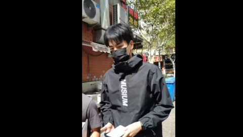 [新闻]180926 胡一天《青春须早为》上班 飞飞回来的第一天头顶小揪揪