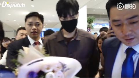 [新闻]190623 李敏镐仁川入境视频，在人群中压倒性的优越