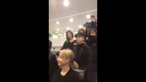 [分享]191129 TWICE和RedVelvet同乘一部电梯，平均0.5秒看一个美女的视觉盛宴！！
