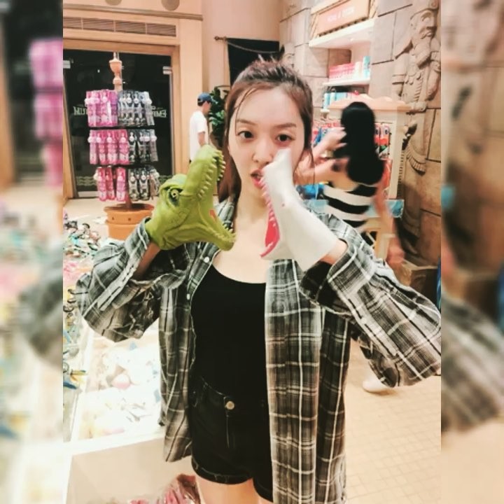 [新闻]180801 澯美去爱宝乐园玩耍了 来观赏澯美的玩偶小剧场吧