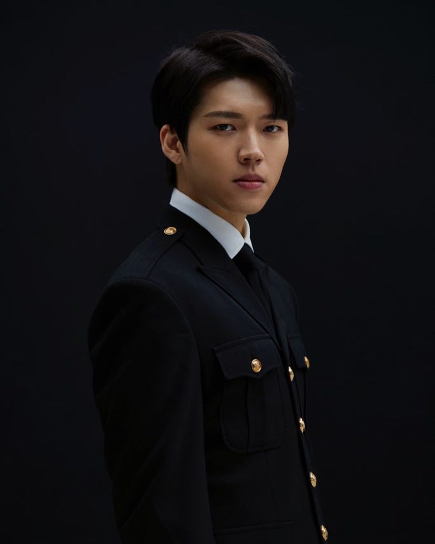 [分享]181223 满满的制服诱惑~《The Days》预告照公开