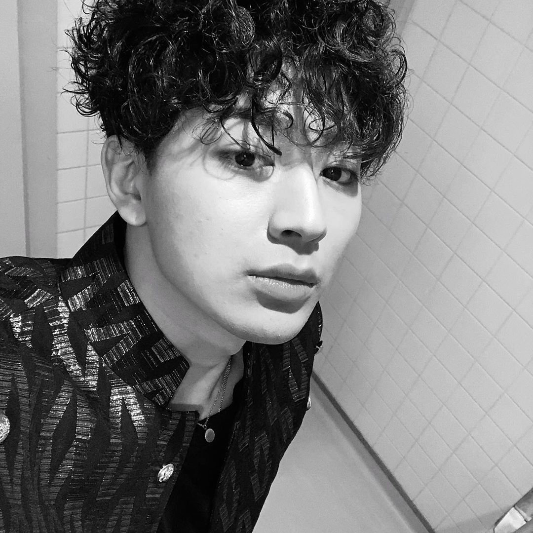 [分享]190810 宋尹亨晒自拍，long time no see~最近过得怎么样？