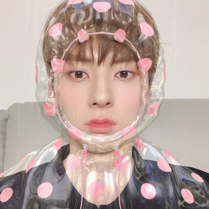 [新闻]190817 如今连家里也..下雨了？黄旼炫ver.2 ☔️来啦