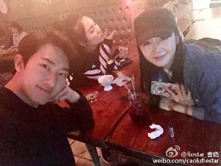 [新闻]160415 China Line深夜约会 感情好到爆