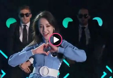 180103【迪丽热巴】领跑演唱会《Despacito》舞蹈秀