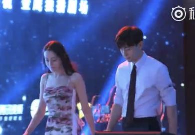 180619【迪丽热巴】《一千零一夜》开播发布会亮相