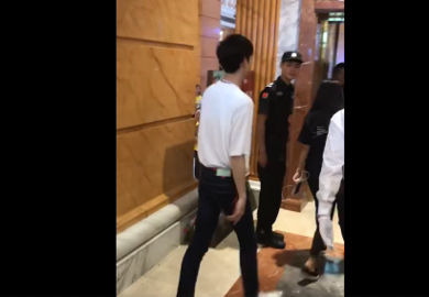180715【白敬亭】活动经过打招呼