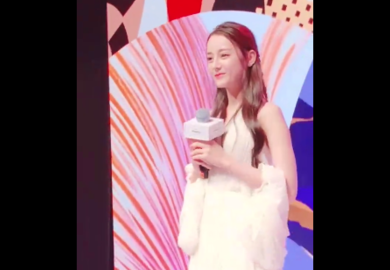 180816【迪丽热巴】哈根达斯品牌活动01