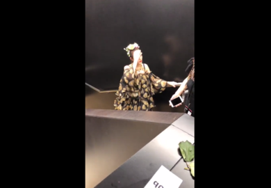180930【迪丽热巴】杜嘉班纳2019春夏女装秀后台等待