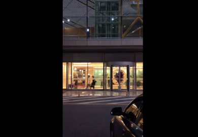 181108【迪丽热巴】杭州飞北京抵达