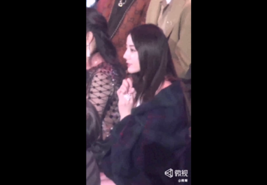 190112【迪丽热巴】2018微博之夜 为假笑男孩Gavin倒数