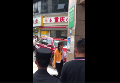 190424【迪丽热巴】路人偶遇录制《极限挑战》的迪丽热巴