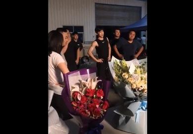 190511【白敬亭】《乒乓》杀青小白忍泪