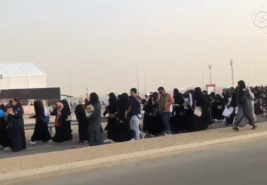 190713【Super Junior】SS7S IN Jeddah 场馆外的排队队伍