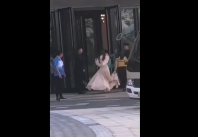 190908【迪丽热巴】迪丽热巴入场前饭拍