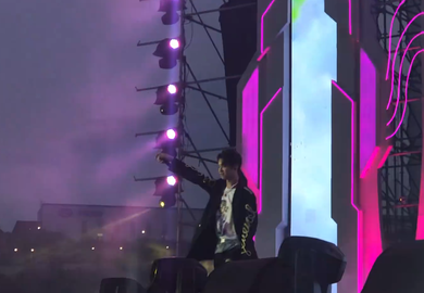 200802【Justin】重庆欢乐谷《pick up the phone》
