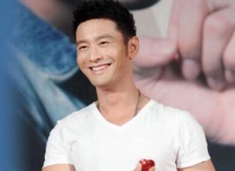 [新闻]151115 黄晓明“明天爱心基金”为丽水救灾捐30万元