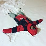 [分享]151217 陈奕迅更新INS 晒“躺雪”照