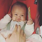 [新闻]151220 郭碧婷更新INS晒朋友5个月大的宝宝