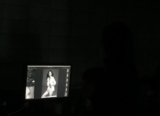 [新闻]160323 《1st Look》画报拍摄现场花絮曝光 秀智作为封面人物明天发售