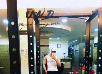 [新闻]160520 汶翰展现健身后的效果：搓衣板就是这么炼成的