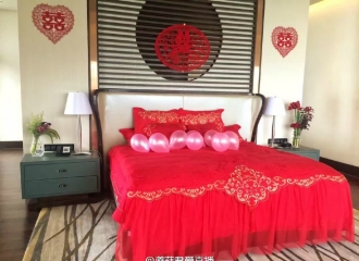 [新闻]160719 陈晓迎亲遭恶搞 指压板芥末牙膏齐上阵