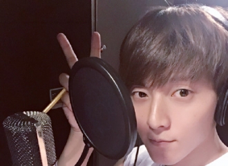 [新闻]160804 新专辑录音ing 陈翔：嗓子冒烟了