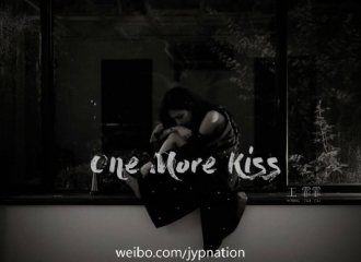 [新闻]160812 霏霏感性上线  中文版单曲《One More Kiss》公开