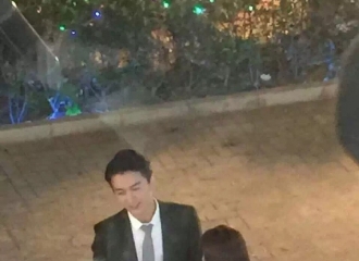 [新闻]160815 全世界都在偶遇陈晓 就我没有！