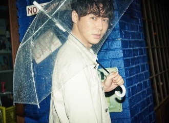 [分享]160927 JUNJIN大人！能去你伞下避雨吗？
