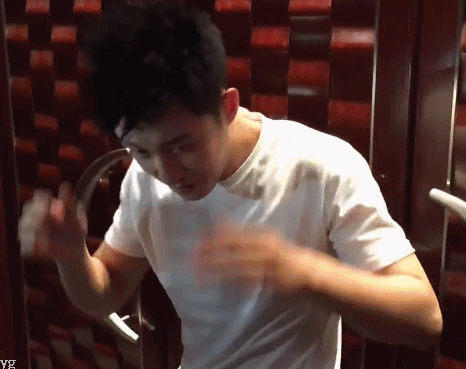 [分享]170206 黄景瑜9P动图，撩妹他是认真的