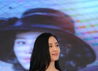 [新闻]170228 《黎明决战》刘诗诗:和王千源演对手戏“赚到了”