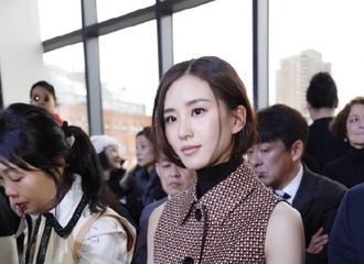 [分享]170301 诗诗早期活动精品造型 露肩气质短发秀