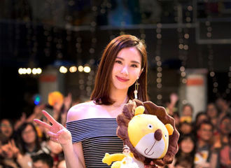 [分享]170430 刘诗诗暖心细节圈粉路人 而在狮子心里她一直是最暖心的偶像