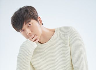 [新闻]170615 不演还帮忙宣传 义气男朴海镇期待《坏家伙们》第二季