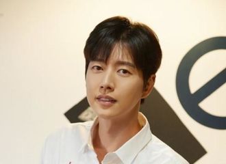 [新闻]170620 朴海镇不会收藏动图？ 欧巴真的要out了吗？