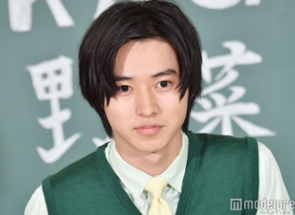 [新闻]170809 突袭！山崎贤人突击女高当野菜老师