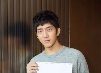 [新闻]170830 花少团杨祐宁今日生日 井柏然隔空送祝福