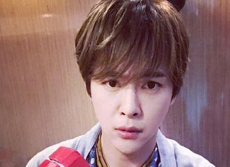 [新闻]170913 徐海乔INS翻牌粉丝奇葩送礼 海宝呼吁请开始您的表演！