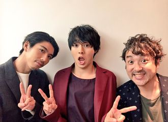[新闻]171005 《今夜比一比》花絮照   三位嘉宾有趣合照
