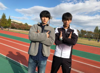 [新闻]171031 山崎贤人&竹内凉真，运动场上的合照