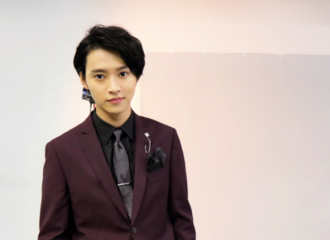 [新闻]171108 山崎贤人《トドメの接吻》定妆照拍摄