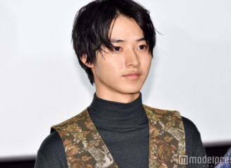[新闻]171214 女性网络用户选择的今年的最佳面孔 山崎贤人的超强存在感
