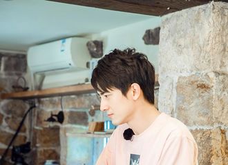 [新闻]171218 林更新《三个院子》初体验 甩厨神包袱变泡面王子