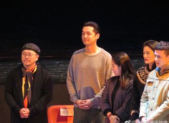 [新闻]171219 《如梦之梦》五周年纪念活动 胡歌坐姿乖巧如小朋友